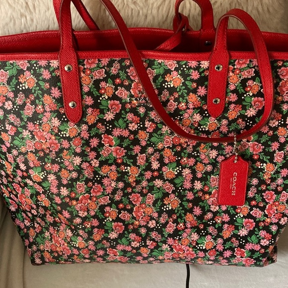 Coach Red Reversible Floral Tote Bag with insert pouch - Picture 1 of 9